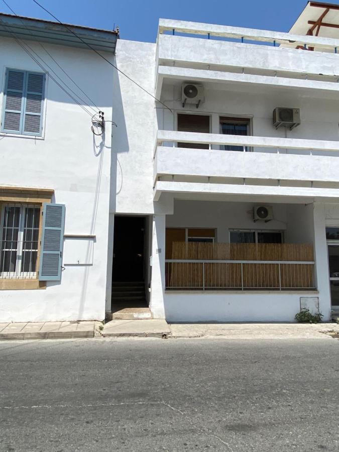 Past Or Tail Rooms Λάρνακα Εξωτερικό φωτογραφία